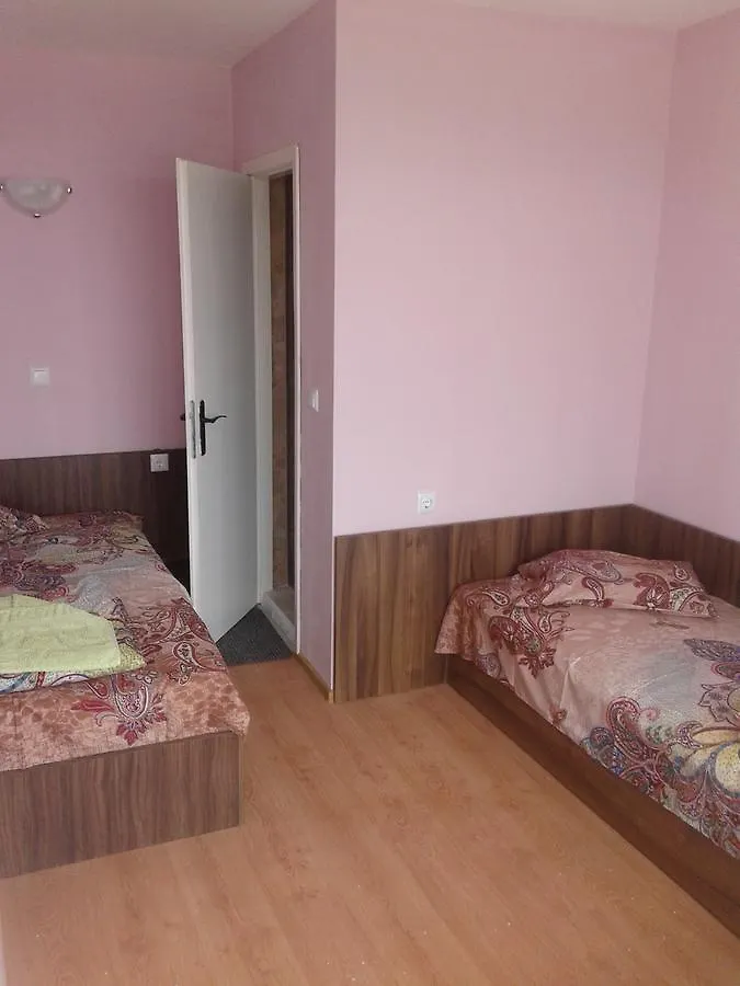 Family Hotel Ludo Varna 0*,  Bulgaria